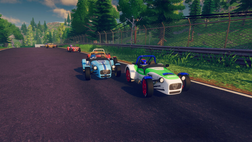 Dos coches de carreras circulan por un circuito arbolado en iRacing Arcade.