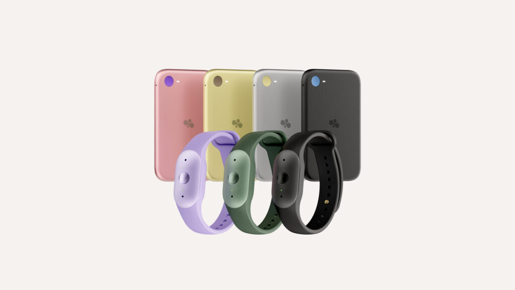Bee Frontier, pulsera de IA personal, y Bee Eclipse, accesorio magnético para el móvil, en una imagen oficial de Amazon